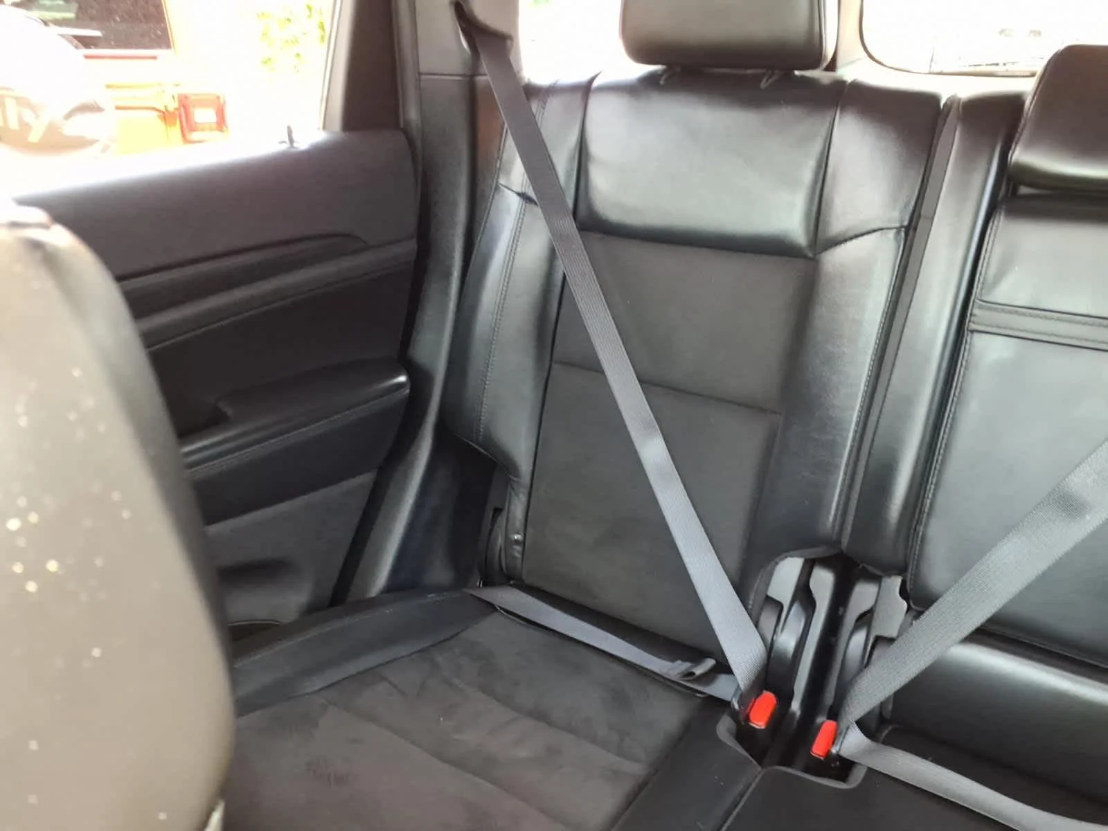 Certified Used 2020 Granite Crystal Met. Clear Coat Jeep Altitude image 18