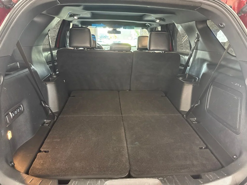 Used 2018 Red Ford Platinum image 14