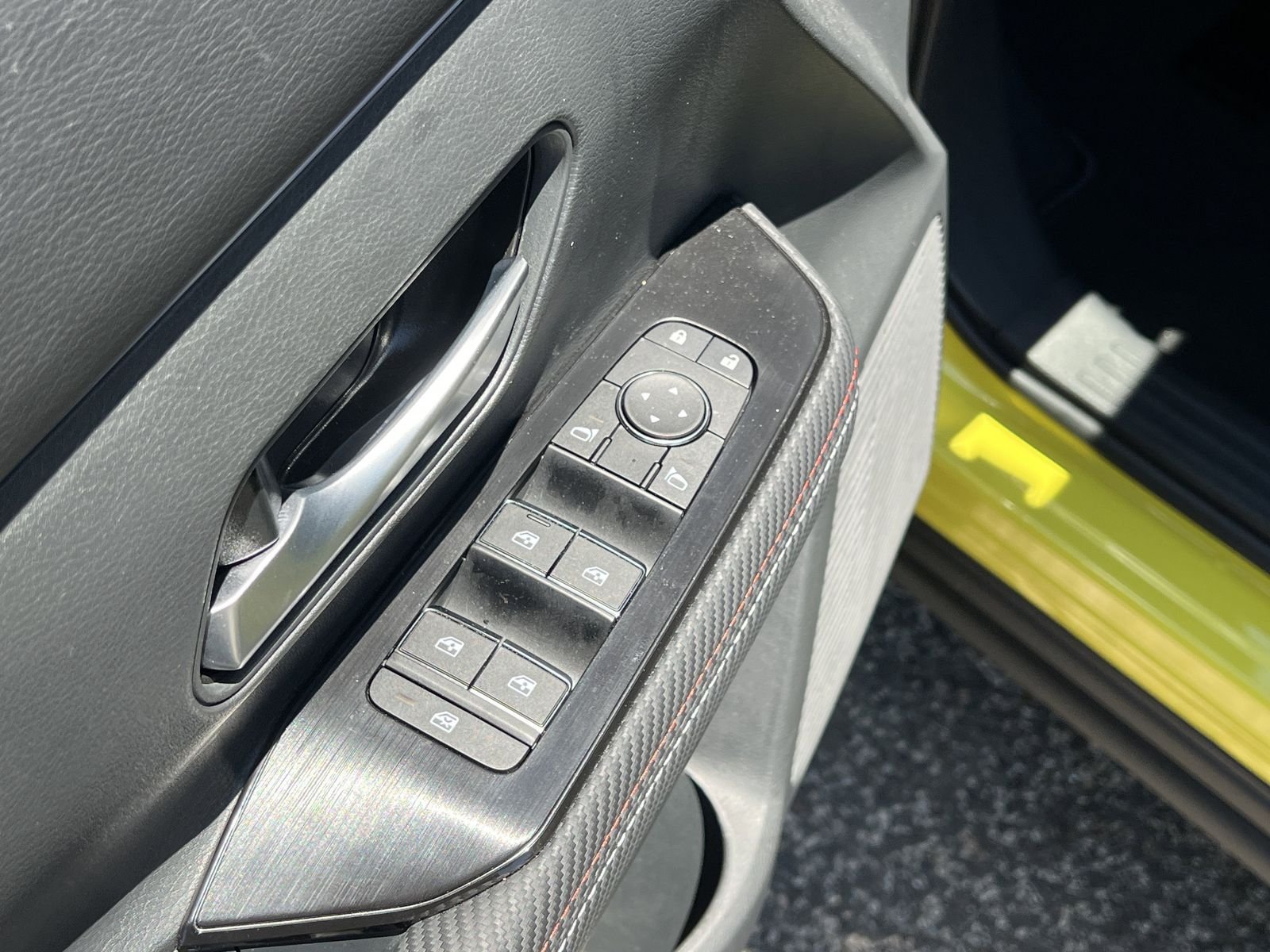 Certified Used 2025 Yellow Nissan SR image 14