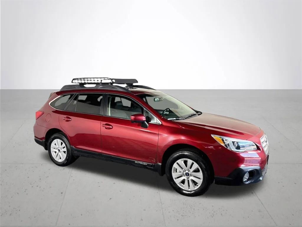 Used 2017 Red Subaru 2.5i Premium image 4
