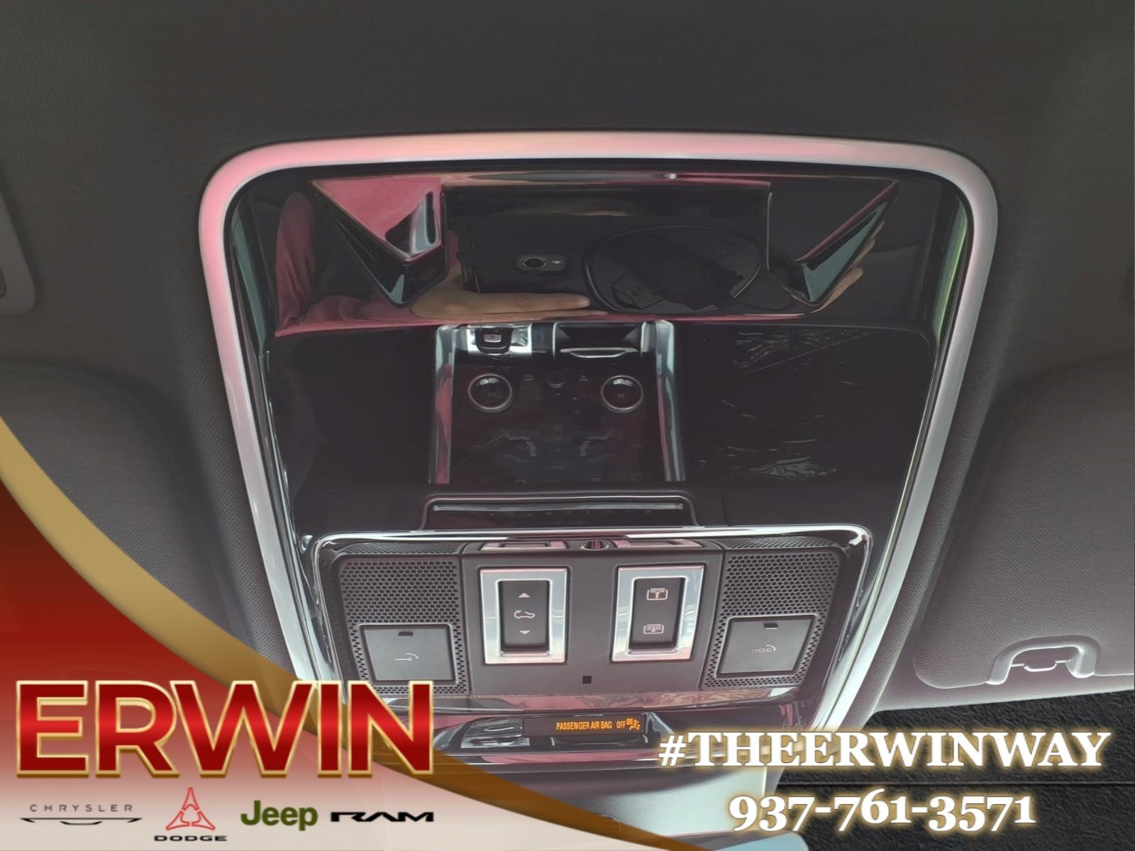 Used 2020 Fuji White Land Rover HSE image 22