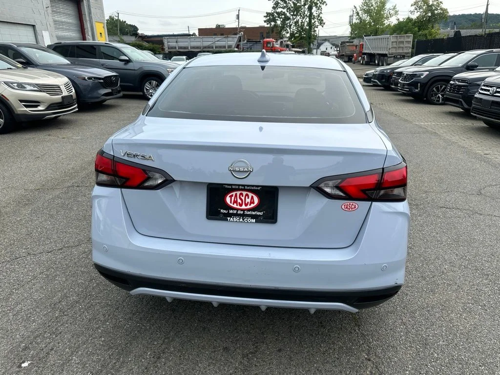 Used 2025 Gray Nissan 1.6 SV image 5