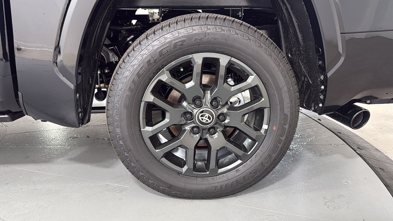 2026 Toyota Tundra Platinum - Photo 23