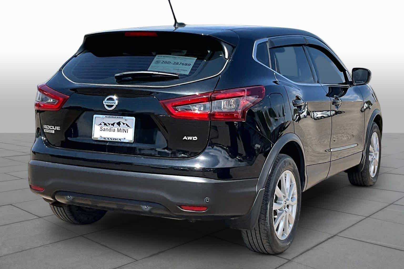 Used 2021 Magnetic Black Pearl Nissan S image 10
