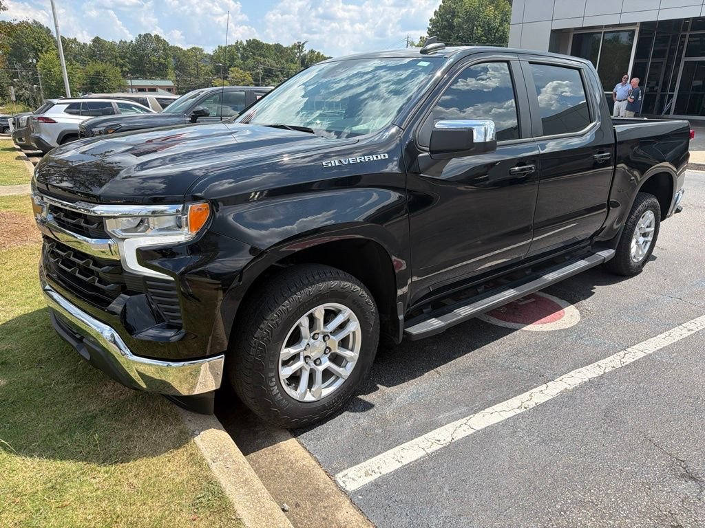Used 2022 Black Chevrolet LT image 1