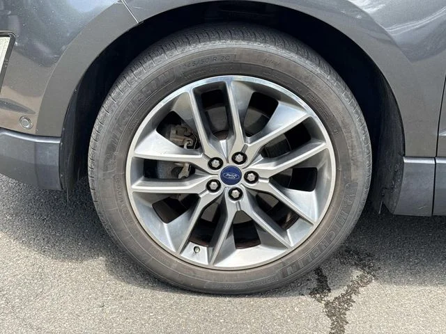 Used 2016 Gray Ford Titanium image 12
