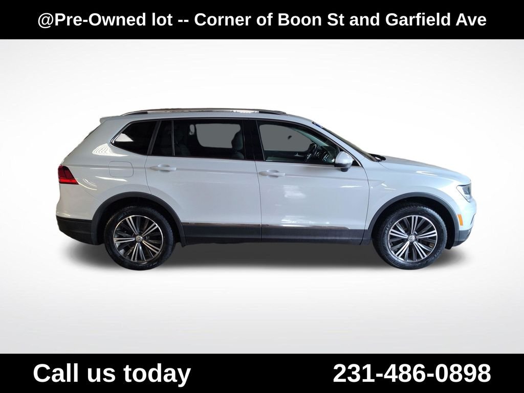 Used 2018  Volkswagen 2.0T SEL image 6