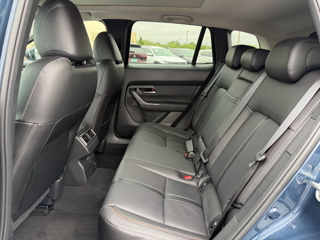 Used 2026 Ingot Blue Metallic Mazda 2.5 S Premium image 22