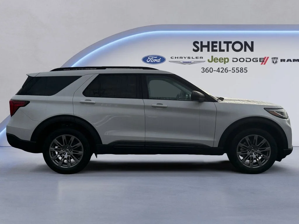 2026 Ford Explorer Active - Photo 6