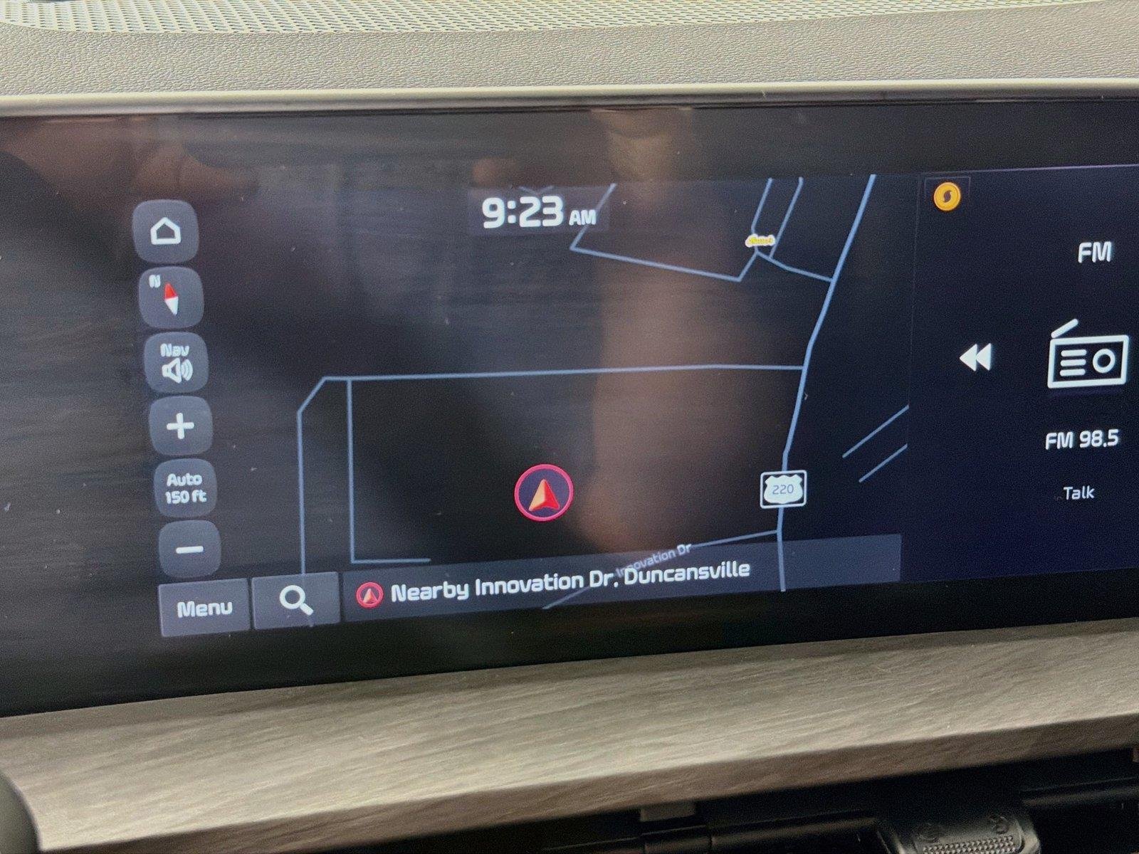 Used 2025  Kia EX X-Line image 20