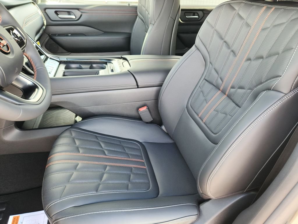 2026 Nissan Armada PRO-4X - Photo 9