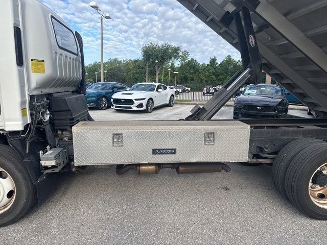 Used 2019 White Isuzu NPR-HD image 17