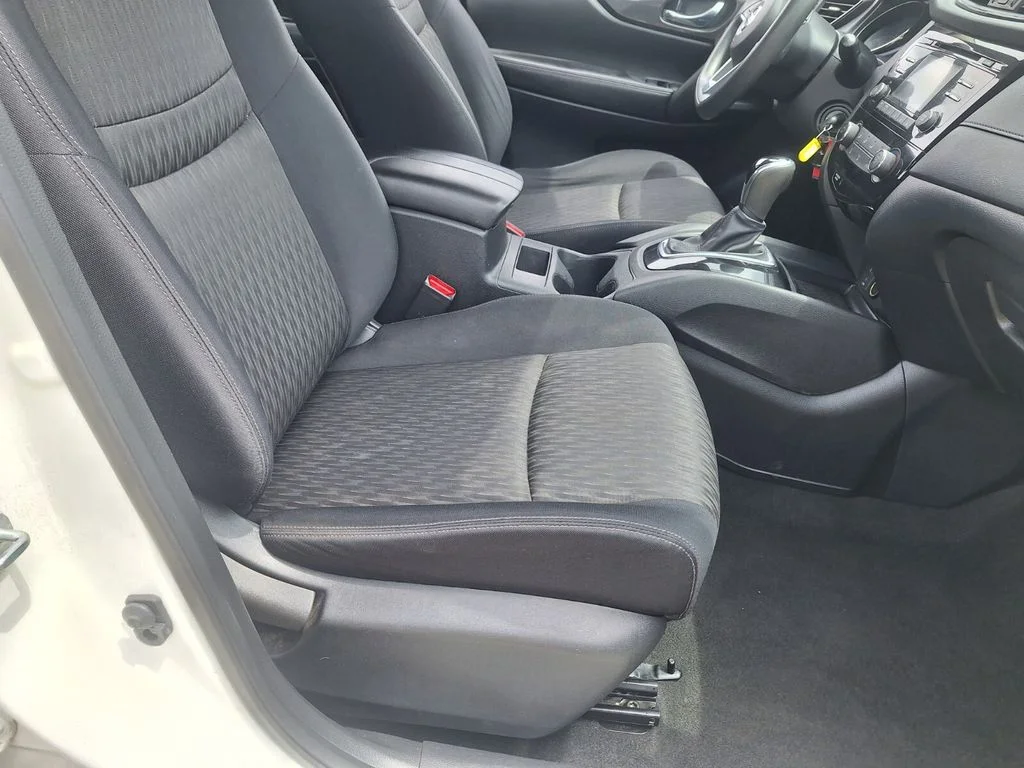 Certified Used 2017 White Nissan S image 27