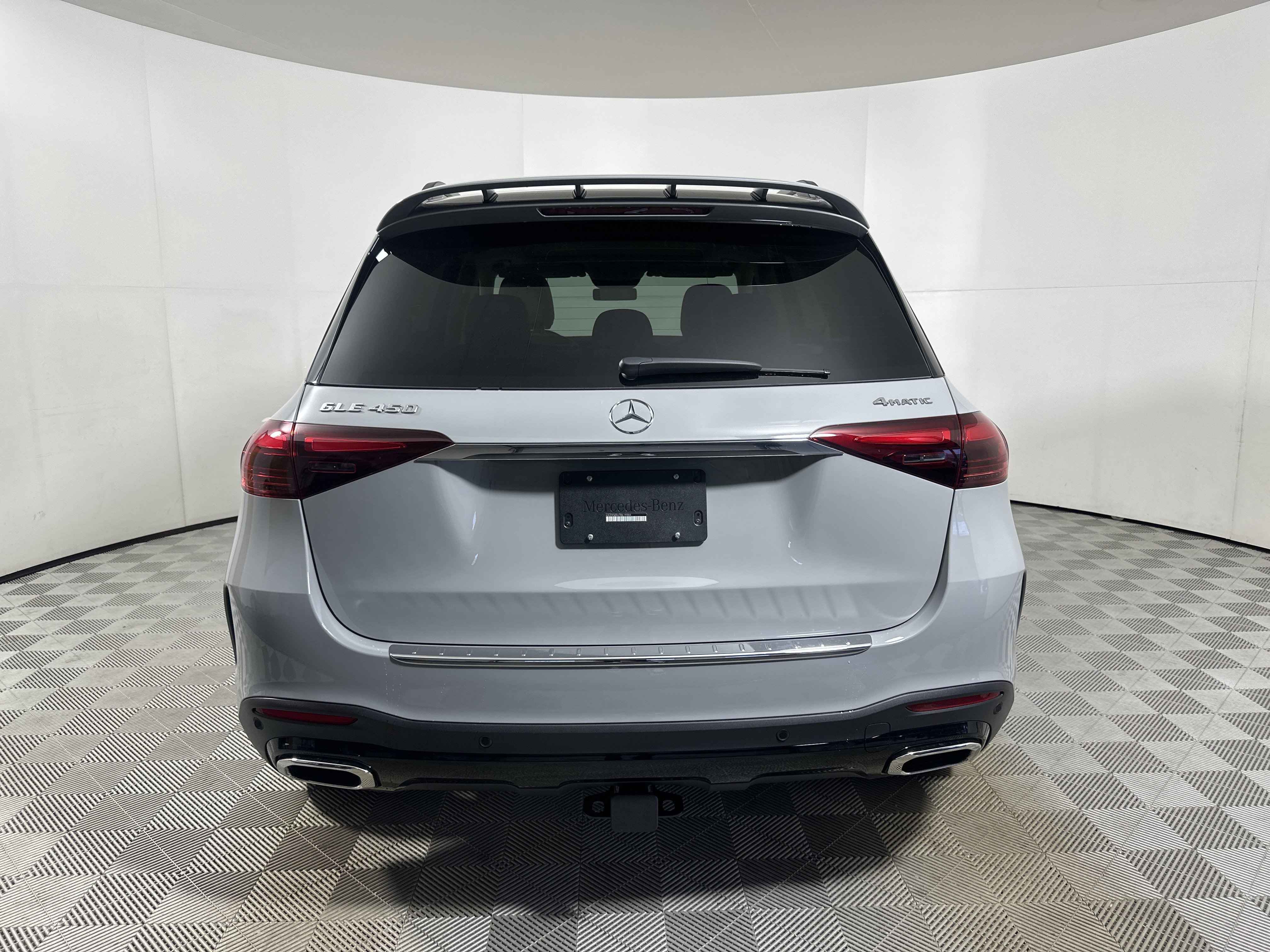 New 2026 MANUFAKTUR Alpine Grey Mercedes-Benz GLE 450 image 33