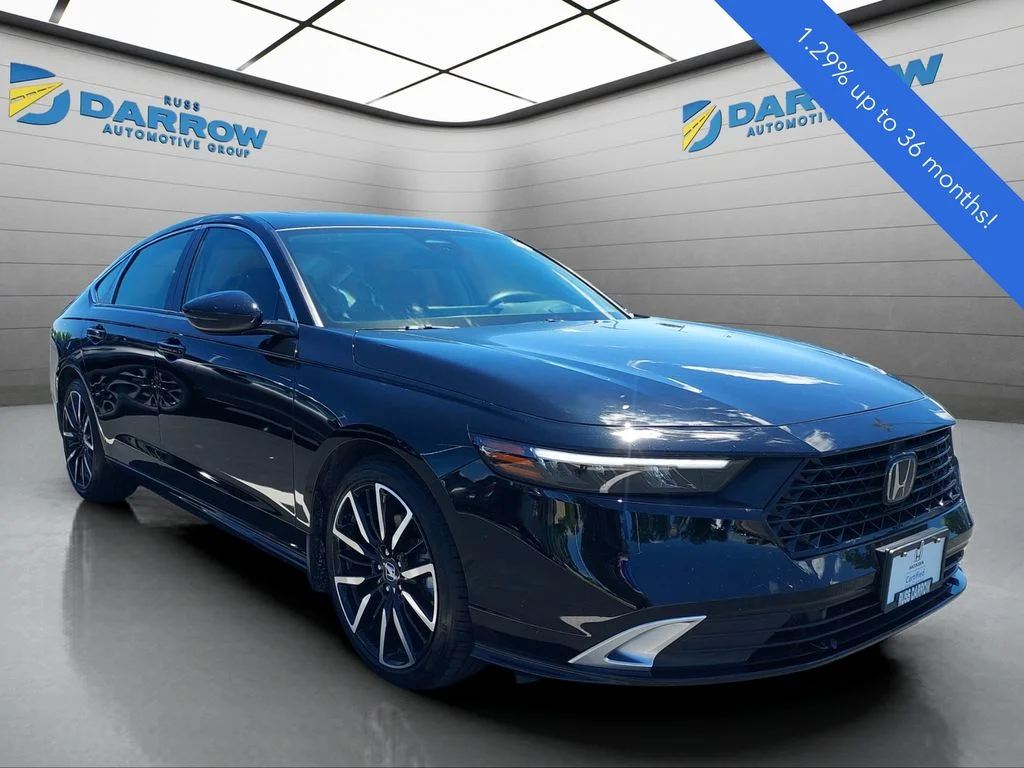 Used 2024 Black Honda Touring image 7