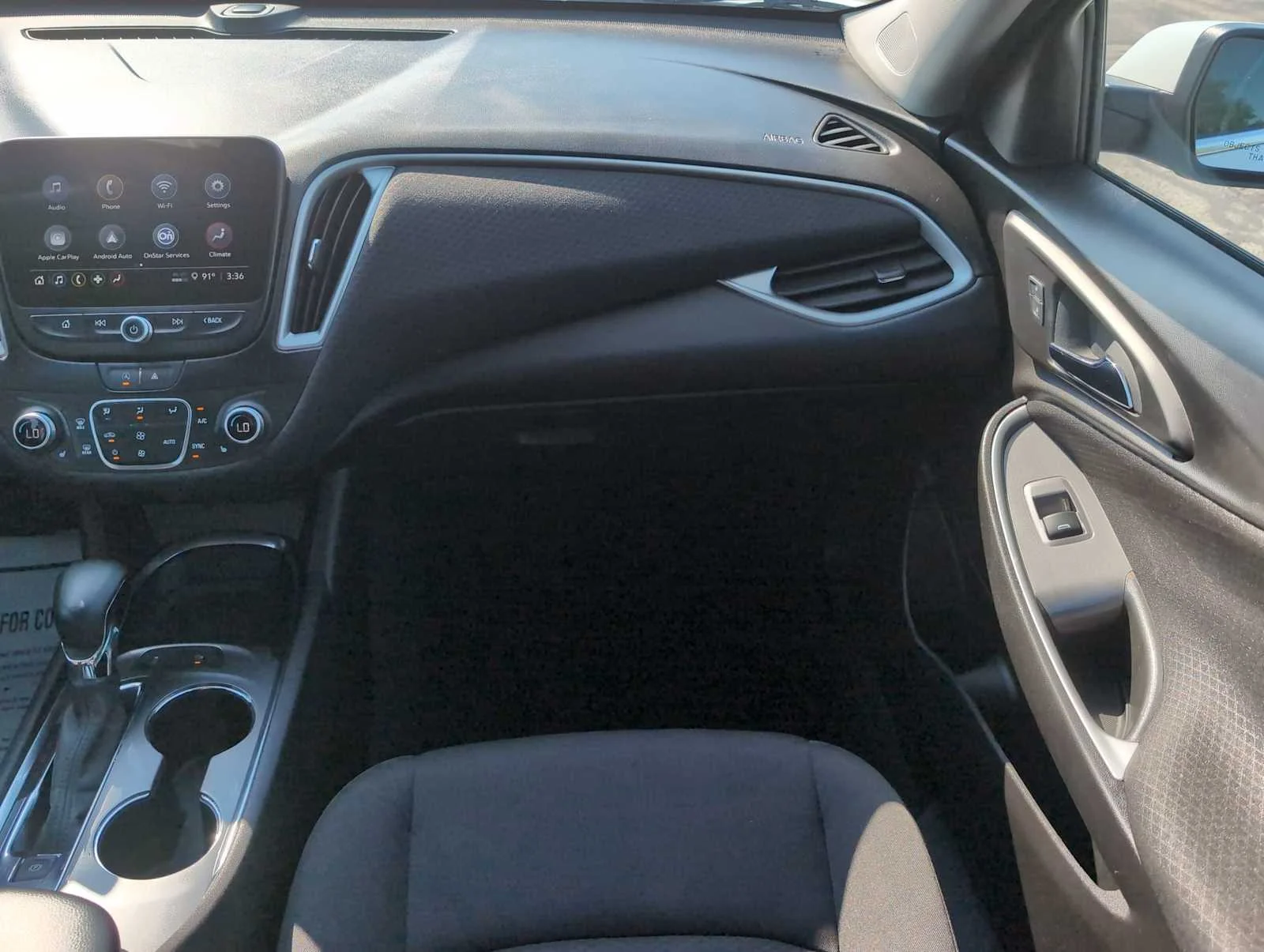 Used 2024 Summit White Chevrolet 1LT image 27