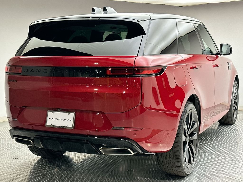 New 2026 Firenze Red Metallic Land Rover Dynamic SE image 3