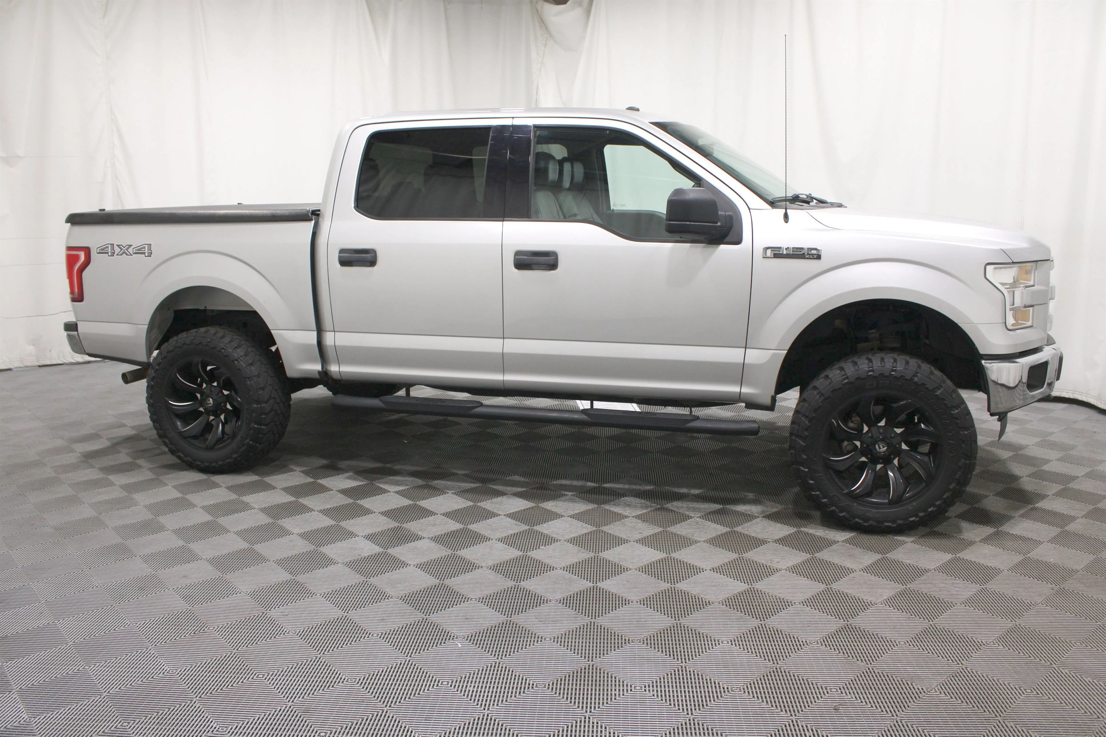 2017 Ford F-150 XLT - Photo 27