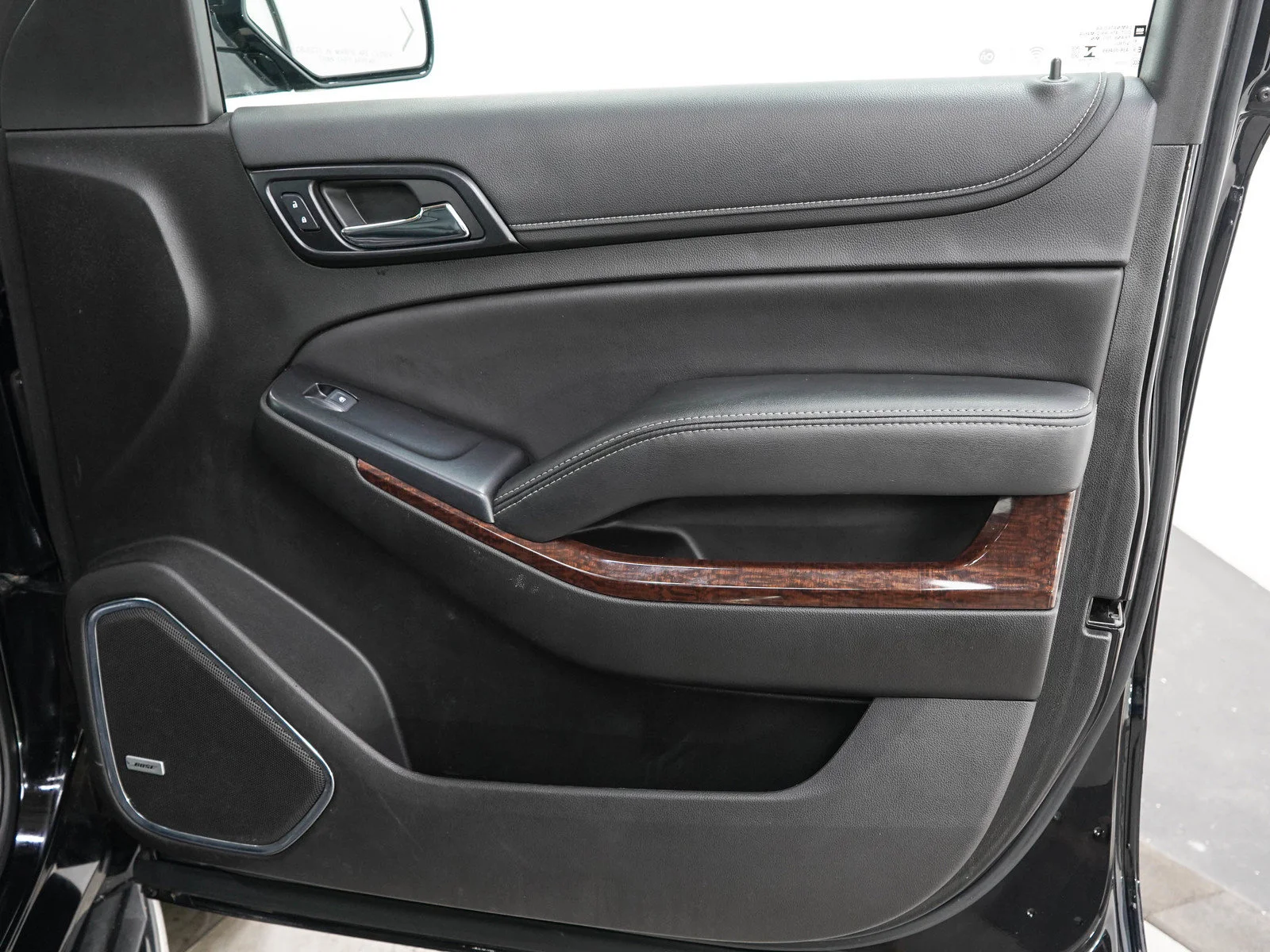 Used 2019 Onyx Black GMC SLT image 13