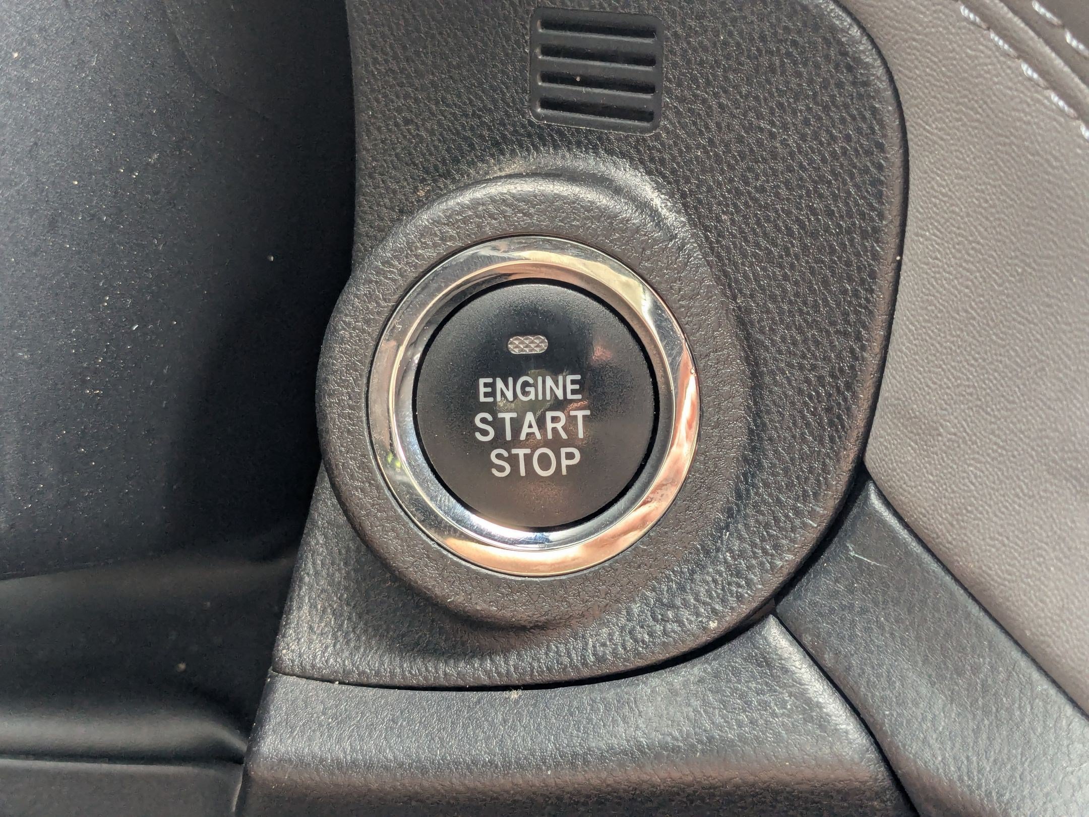 Used 2024 Magnetite Gray Metallic Subaru Onyx Edition image 19