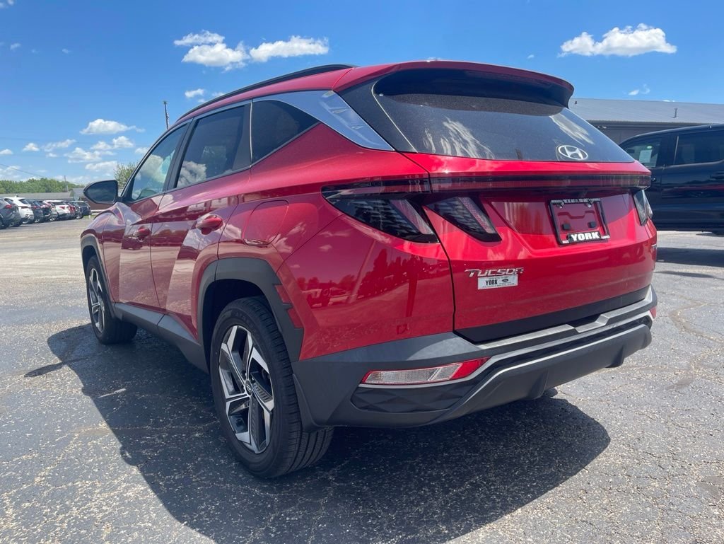 Used 2023 Red Hyundai SEL image 4