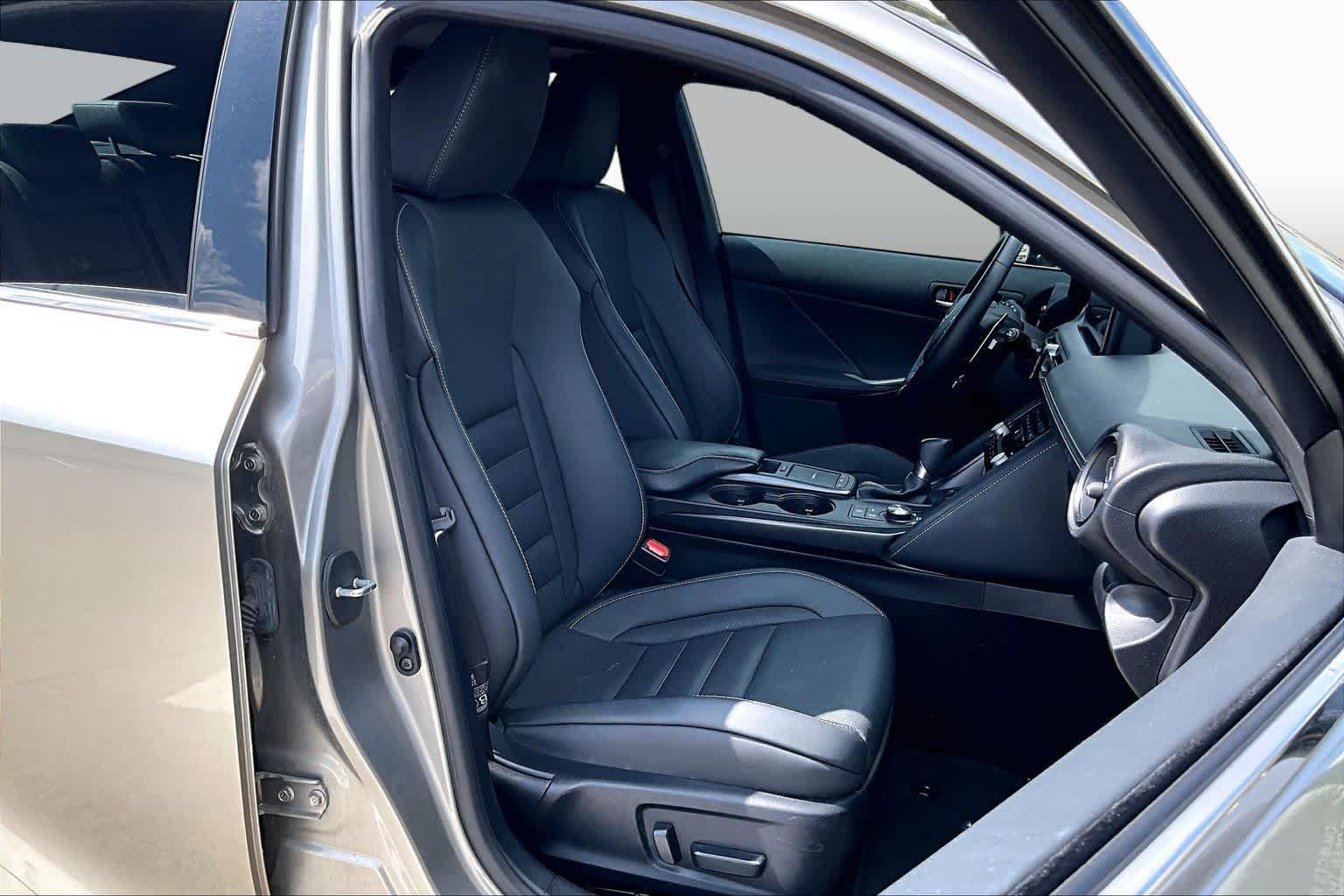 Used 2023 Atomic Silver Lexus F SPORT image 8