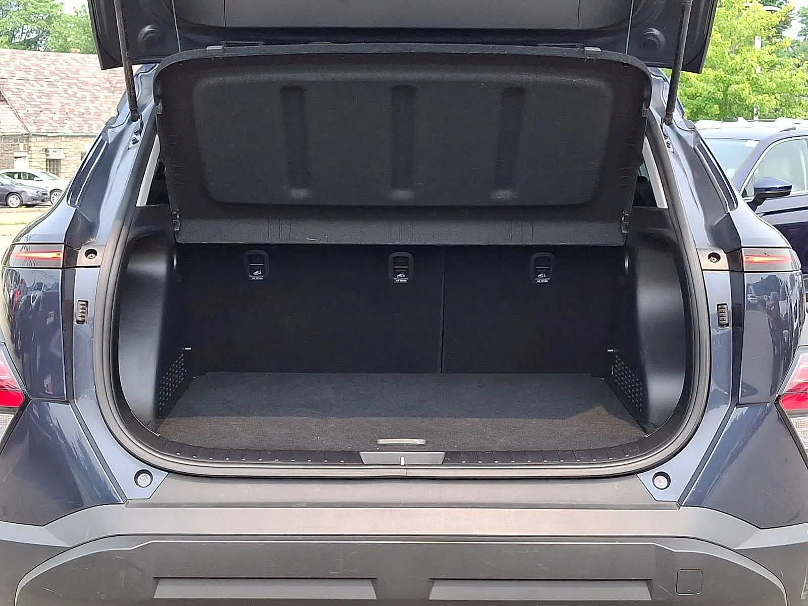 Used 2025 Denim Blue Hyundai SEL image 30