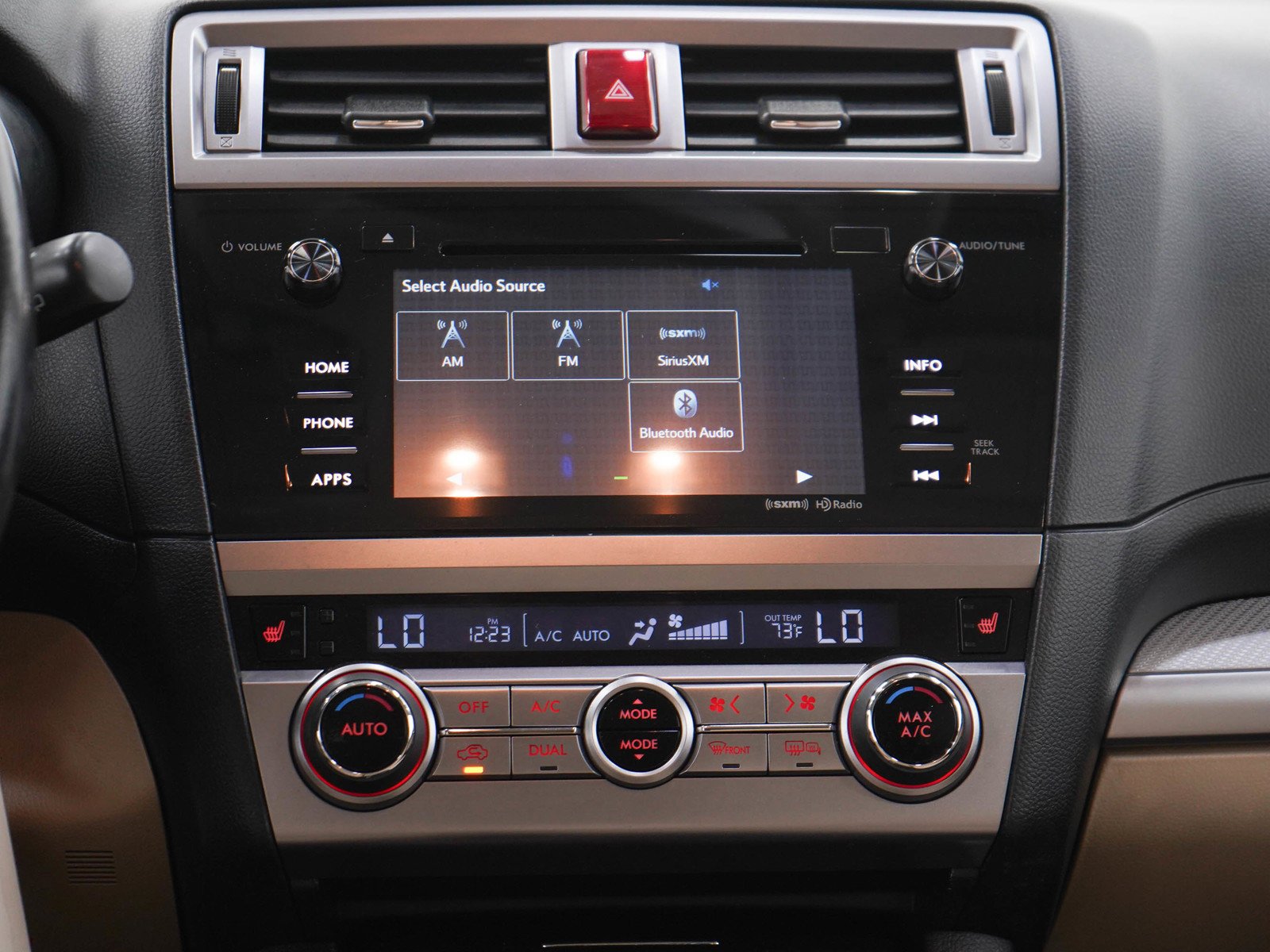 Used 2015 Tungsten Metallic Subaru 2.5i Premium image 18