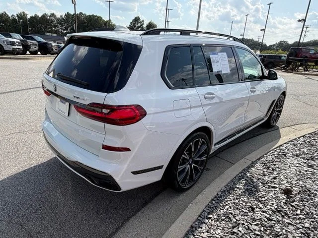 Used 2021 White BMW xDrive40i image 8