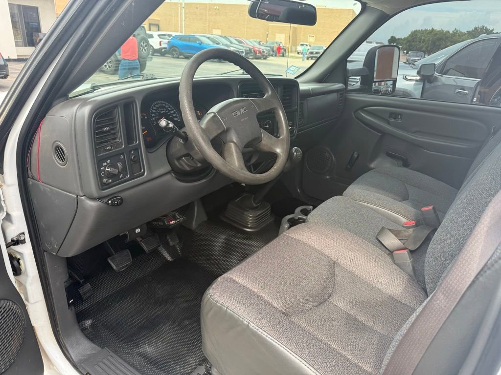 Used 2007 Summit White GMC Work Truck image 12
