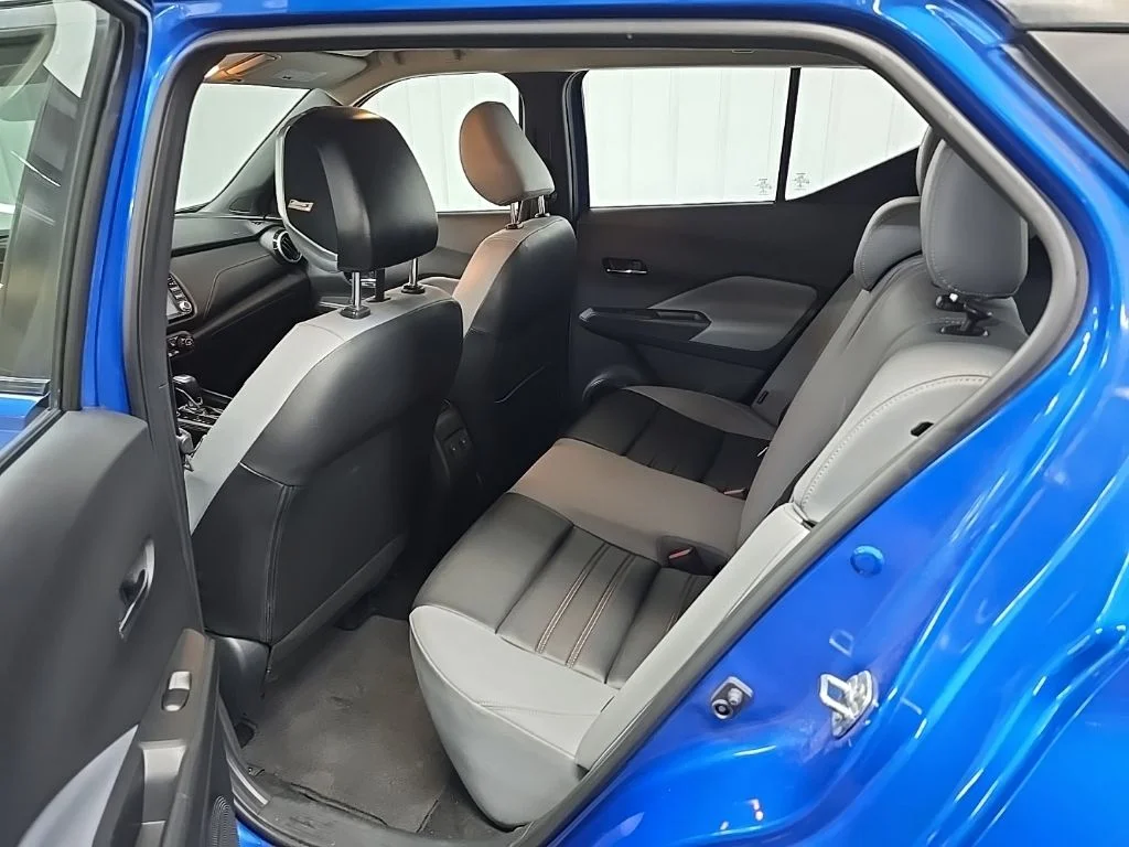 Used 2021 Blue Nissan SR image 35
