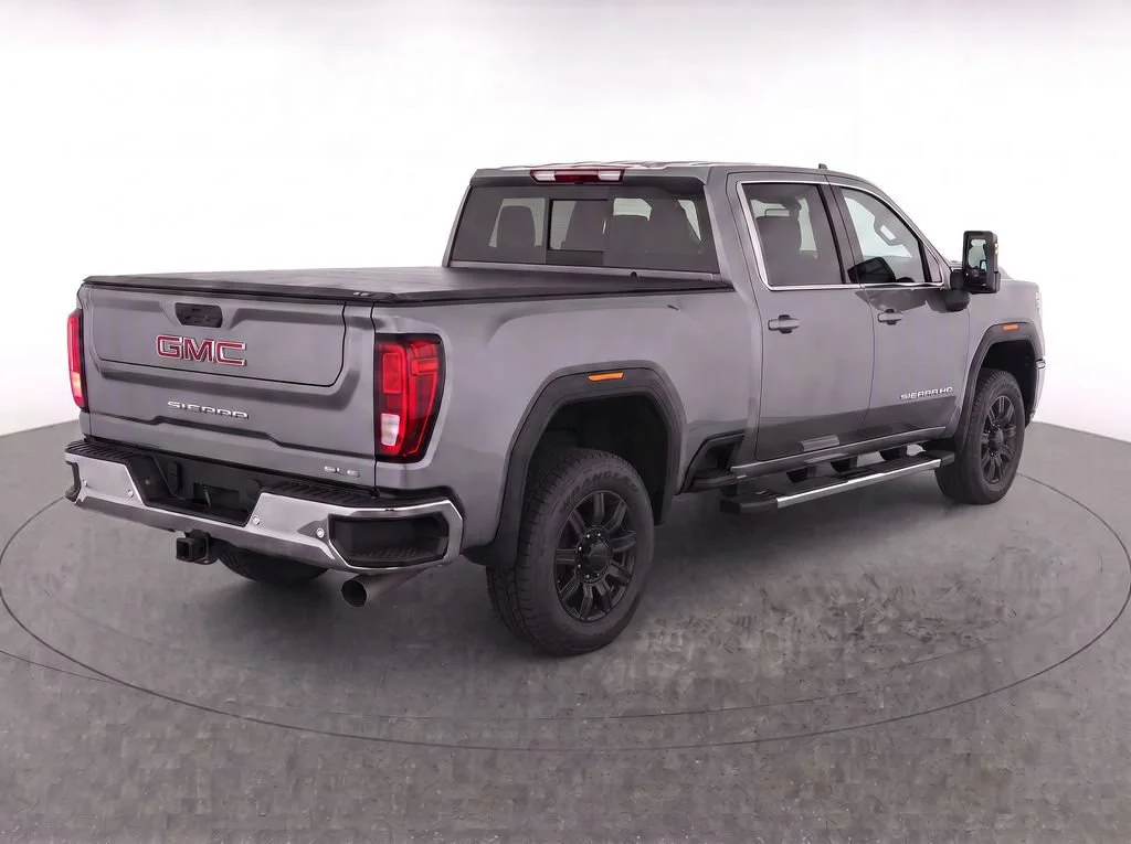 Certified Used 2026 Sterling Metallic GMC SLE image 6