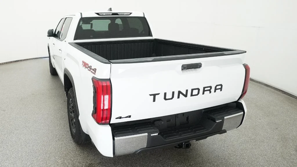 New 2026 Ice Cap Toyota SR5 image 13