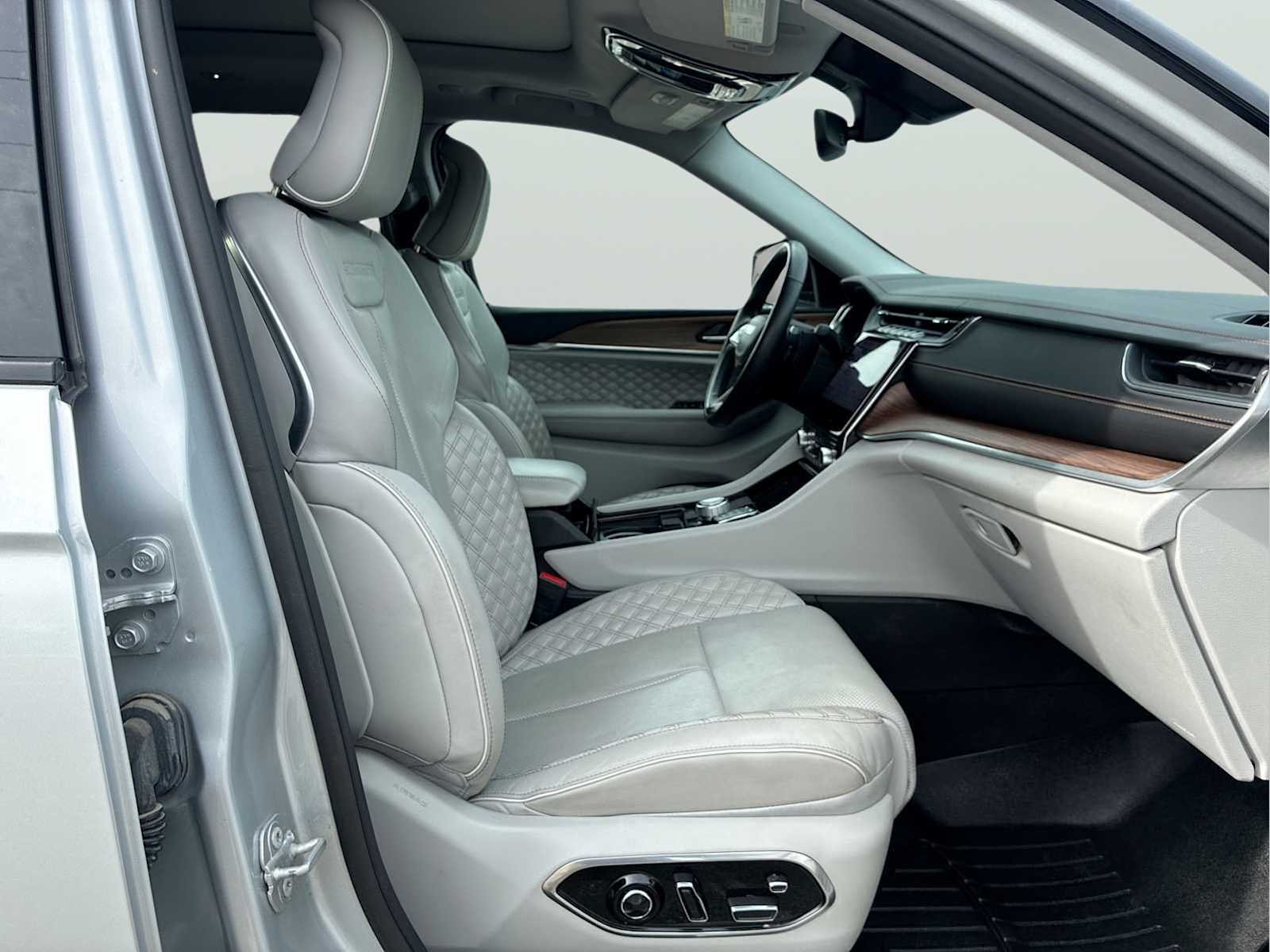 2021 Jeep Grand Cherokee L Summit - Photo 29