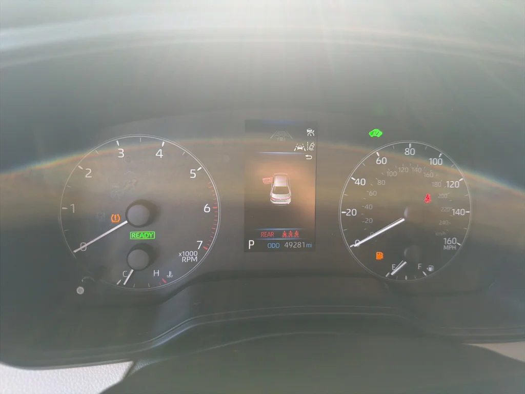 Used 2024 Wind Chill Pearl Toyota Hybrid LE image 11