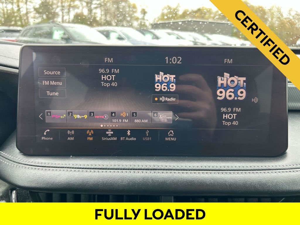 Certified Used 2023 Silver INFINITI LUXE image 28