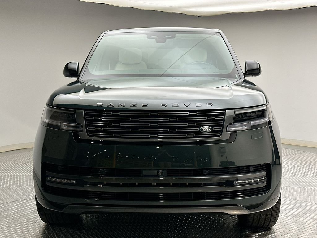 Used 2025 Belgravia Green Metallic Land Rover Autobiography image 16