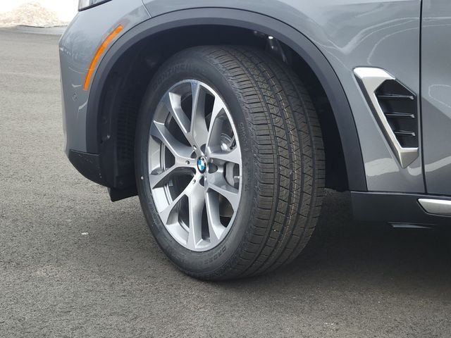 Used 2026 Gray BMW xDrive40i image 31