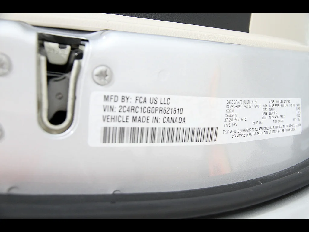 Used 2023 Silver Mist Clear Coat Chrysler LX image 23