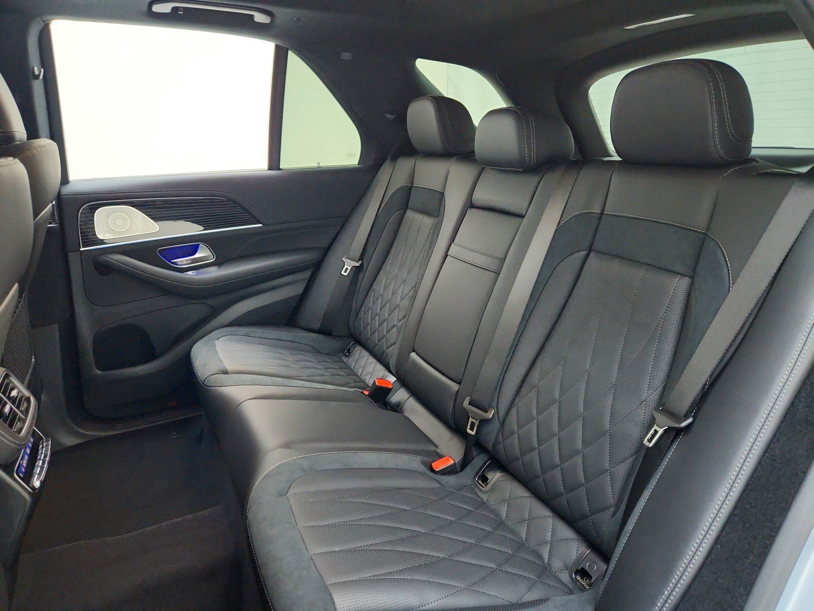 New 2026 Cirrus Silver Metallic Mercedes-Benz AMG® GLE 63 S 4MATIC+ SUV image 43