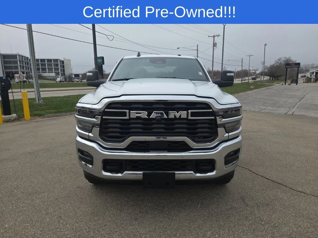 Used 2025 White Ram Big Horn image 2
