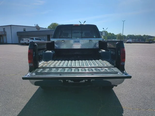 Used 2006  Ford XLT image 27