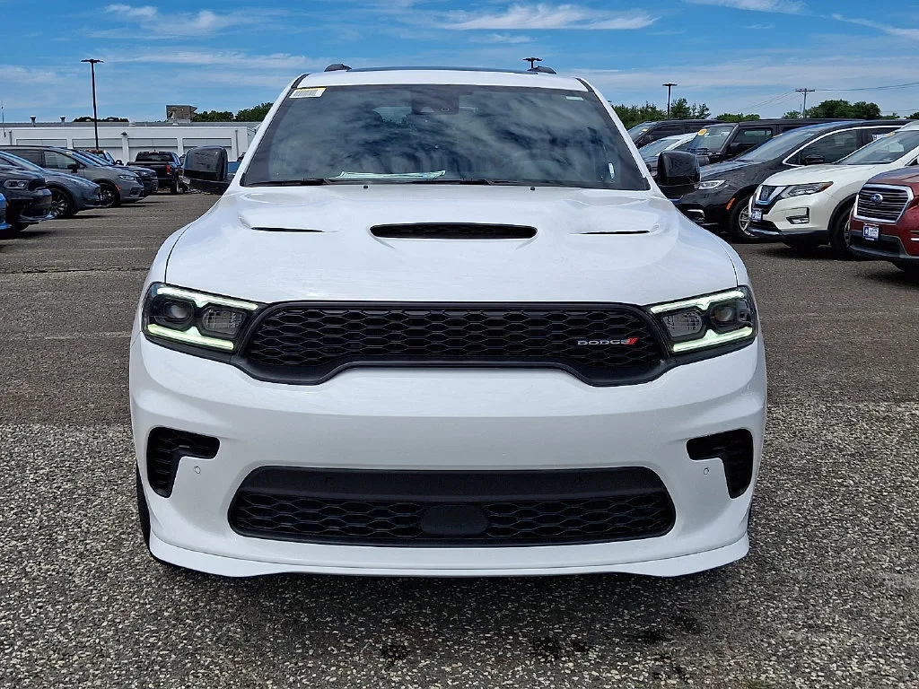 New 2026 White Knuckle Clear-Coat Exterior Paint Dodge GT Plus image 2