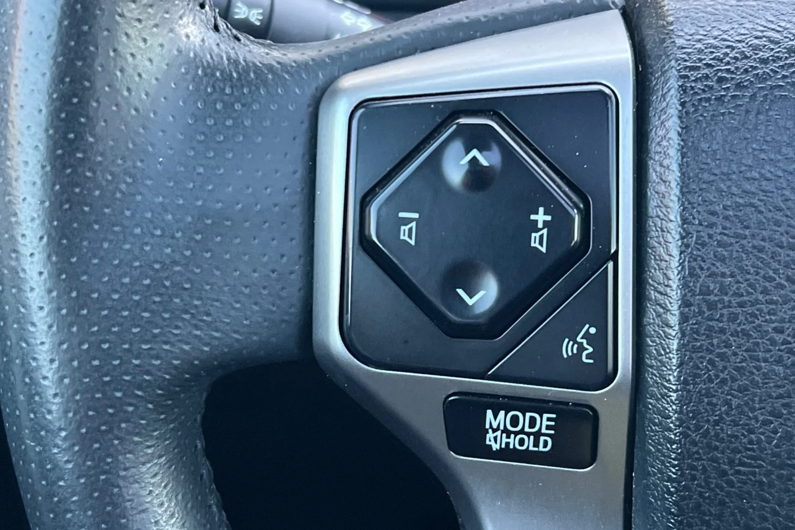 Used 2022 Magnetic Gray Metallic Toyota SR5 Premium image 25