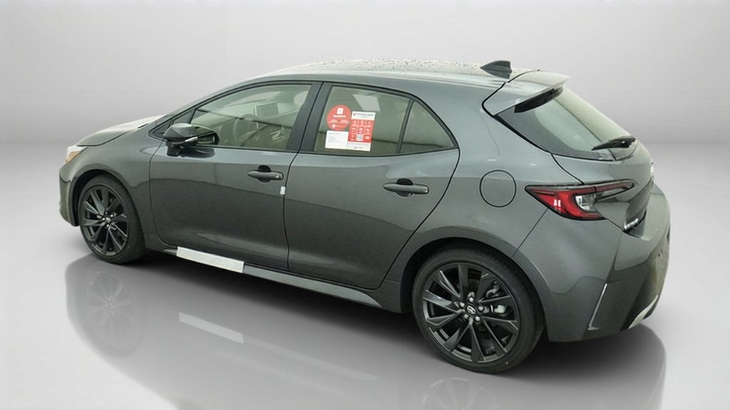 New 2027 Magnetic Gray Metallic Toyota XSE image 15