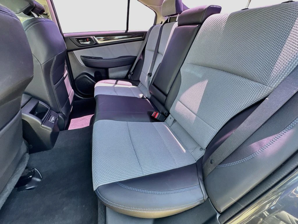 Used 2018 Gray Subaru 2.5i image 30