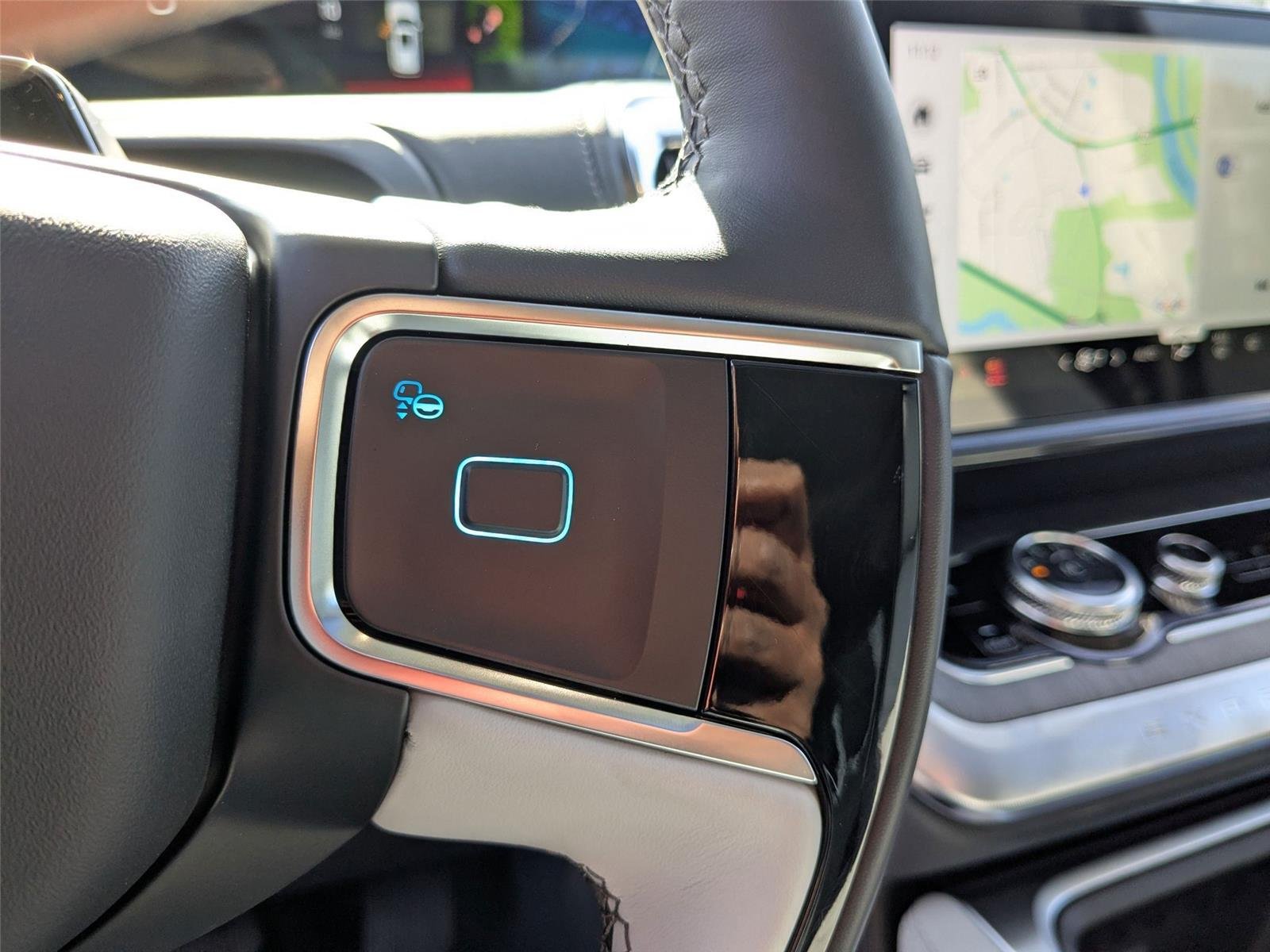 New 2025 Dark Matter Gray Metallic Ford Platinum® MAX image 18