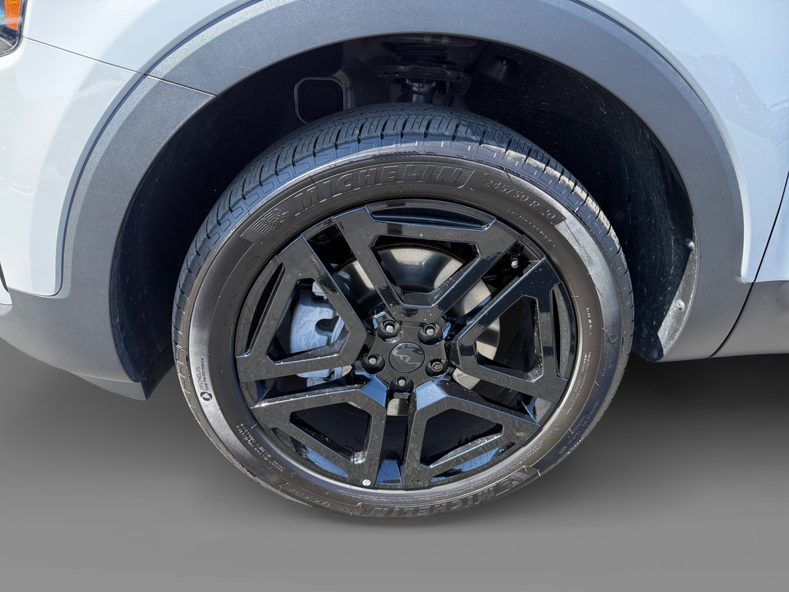 Used 2025 Gray Kia SX X-Line image 9