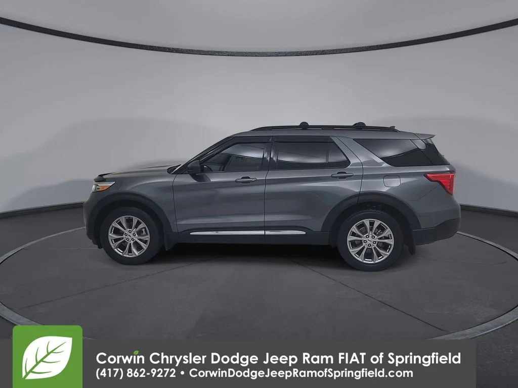 Used 2022 Gray Ford XLT image 9