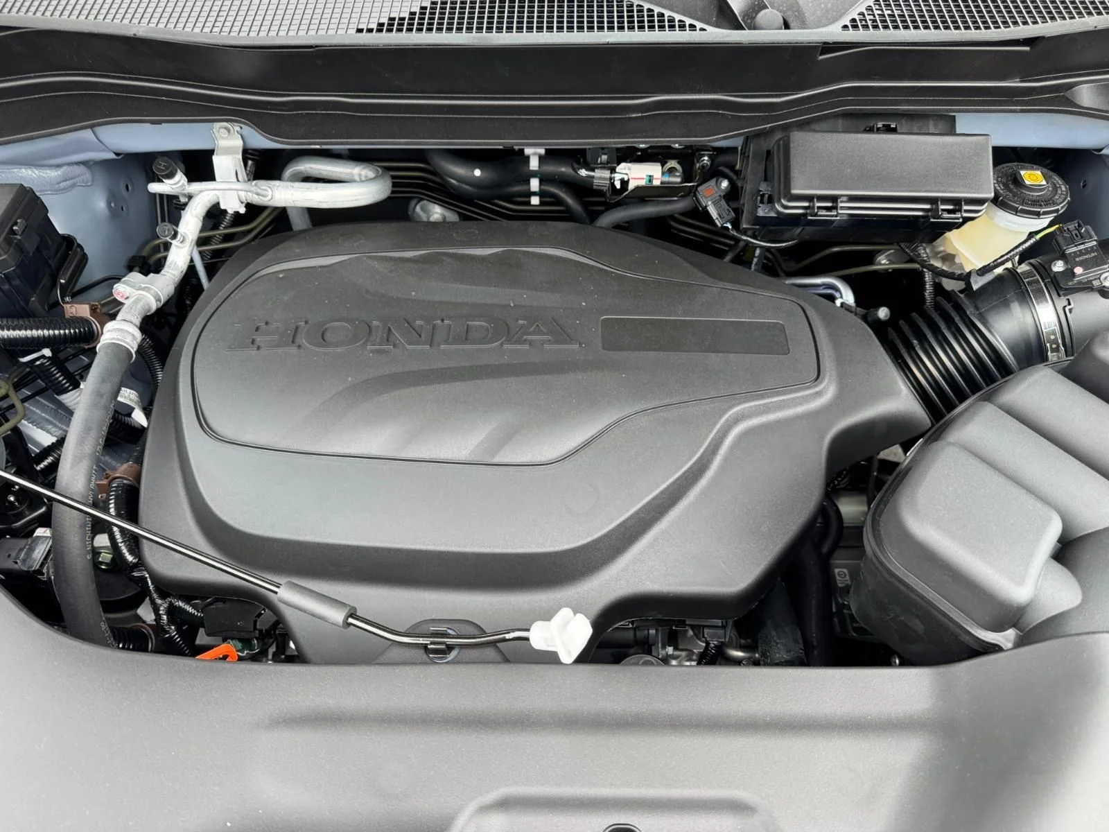 New 2026 Sonic Gray Pearl Honda RTL image 13